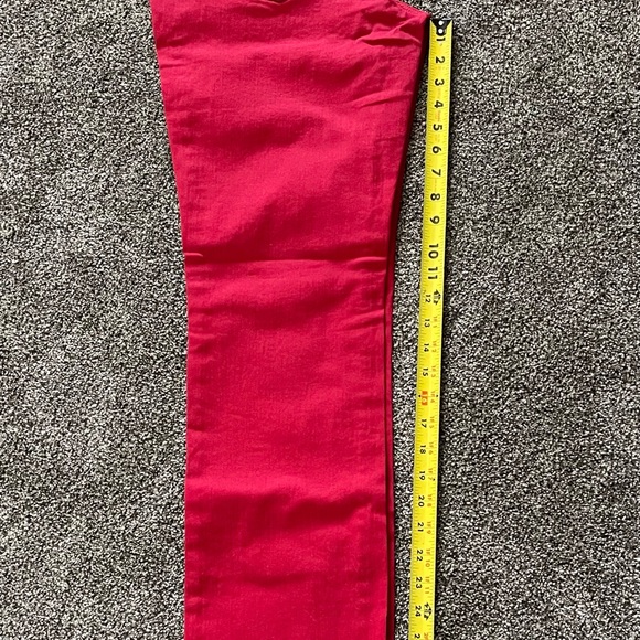 Bandolino Caroline size 6 in Red. - Picture 4 of 5